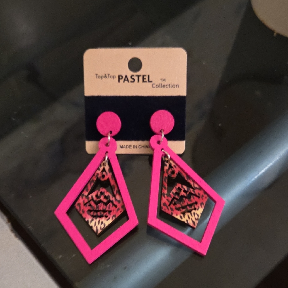 Pastels Pink and Black Geometric Earrings